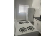 $1495 : 1316 KENMORE ST (SENCILLO XL) thumbnail