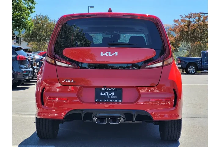 $20699 : 2022 Soul Turbo image 7