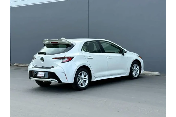 $17940 : 2020 Corolla Hatchback SE image 6