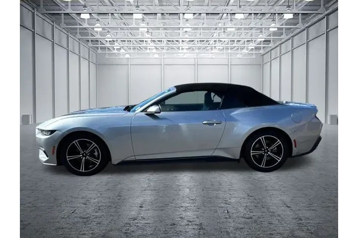 $28890 : Ford Mustang 2024 EcoBoost 2 image 4