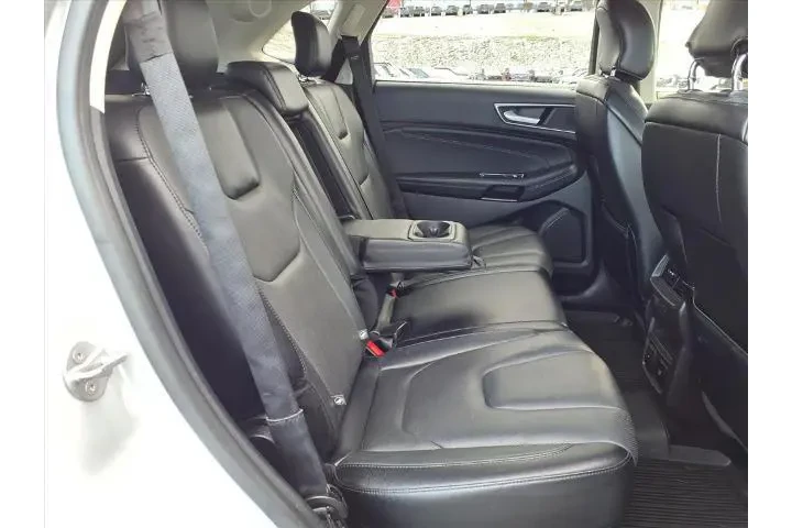 $14986 : Ford Edge 2018 AWD Titanium image 9