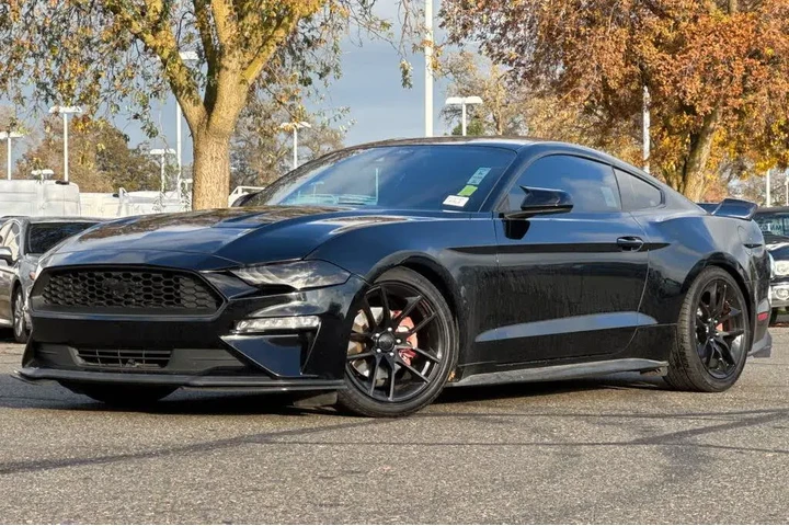 $19795 : Ford Mustang 2022 EcoBoost 2 image 1