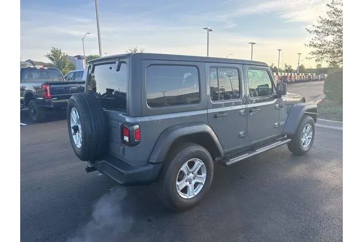 $28000 : Jeep Wrangler Unlimited 2021 image 5