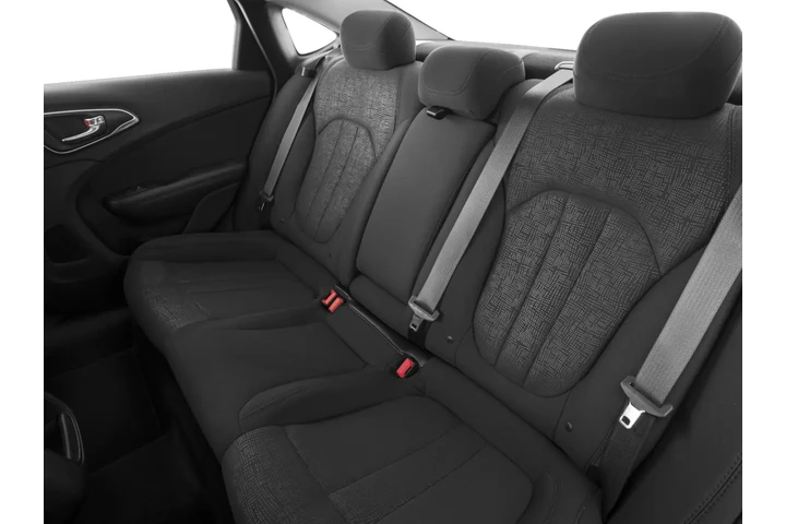 $12988 : 2016 200 Limited image 10