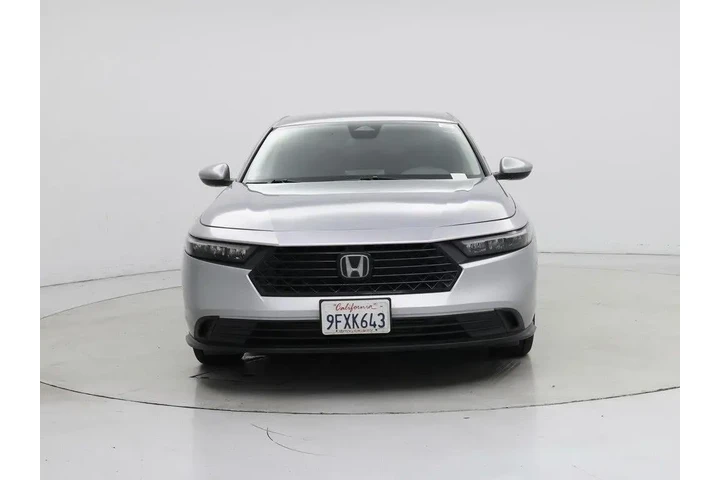 $23998 : Honda Accord 2023 LX 4dr Sed image 5