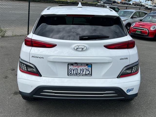 Used 2022 Kona Electric Limit image 6