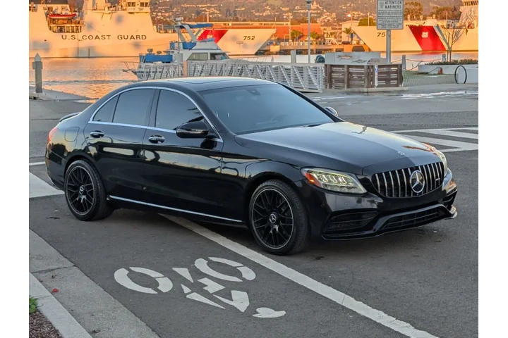 $20988 : 2021 C 300 Sedan image 4