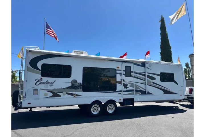 $24500 : 2008 Forest River CARDINAL LI image 6