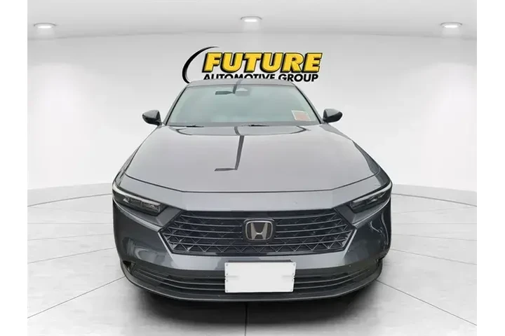 $26997 : Honda Accord 2023 EX 4dr Sed image 2