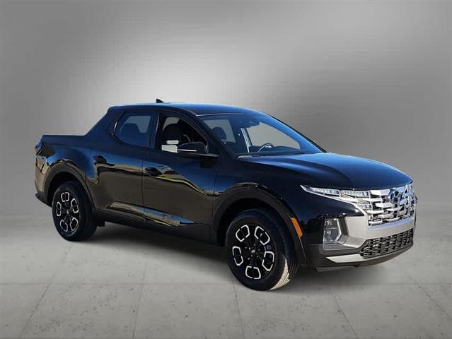 $30635 : New 2024 Hyundai SANTA CRUZ S image 1