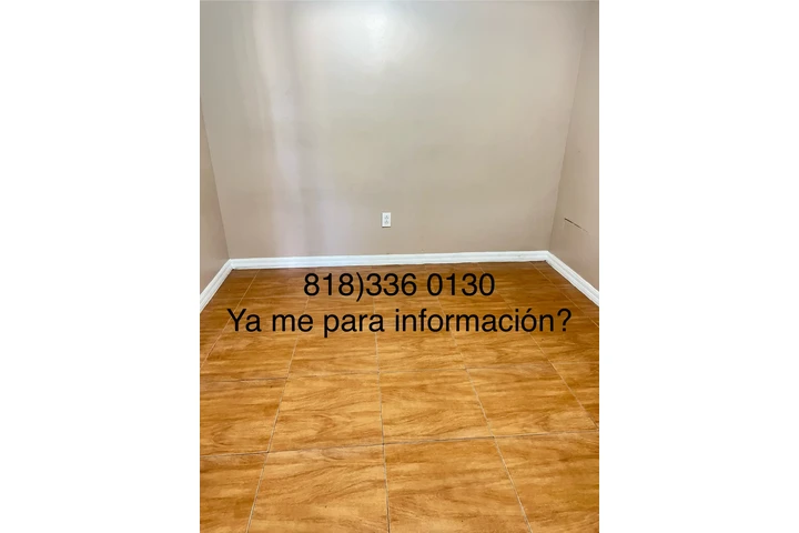 $900 : Se renta un cuarto image 2