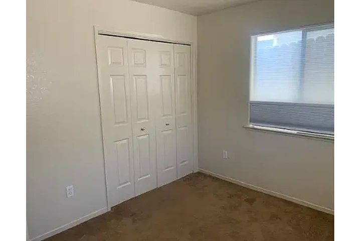 $1100 : Dentro dellavadero de El Monte image 5