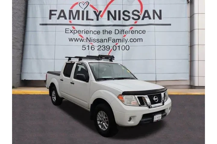 $13321 : Nissan Frontier 2016 4x4 SV image 1