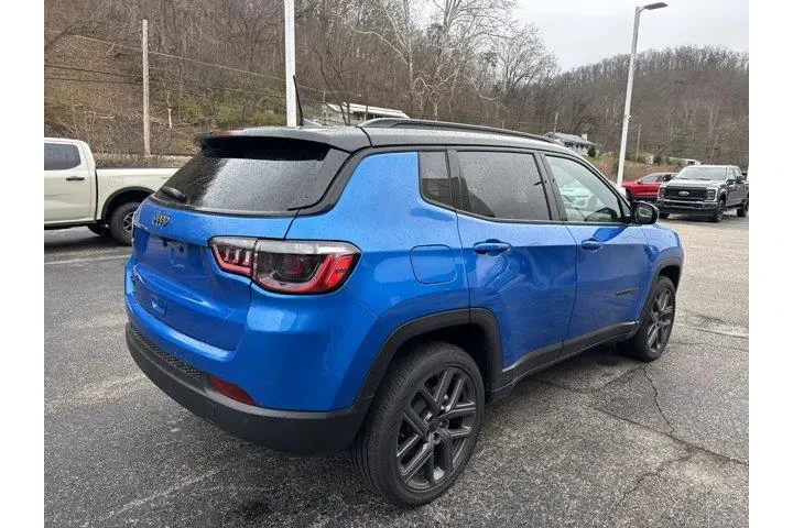 $33390 : Jeep Compass 2026 4x4 Limite image 6