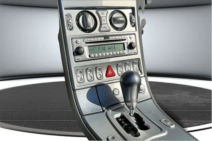 $12500 : Chrysler Crossfire 2005 Limi image 9