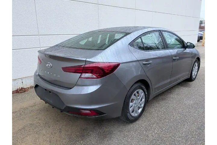 $10695 : Hyundai ELANTRA 2019 SE 4dr image 7