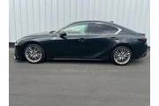 Lexus IS 300 2023 4dr Sedan en Bakersfield