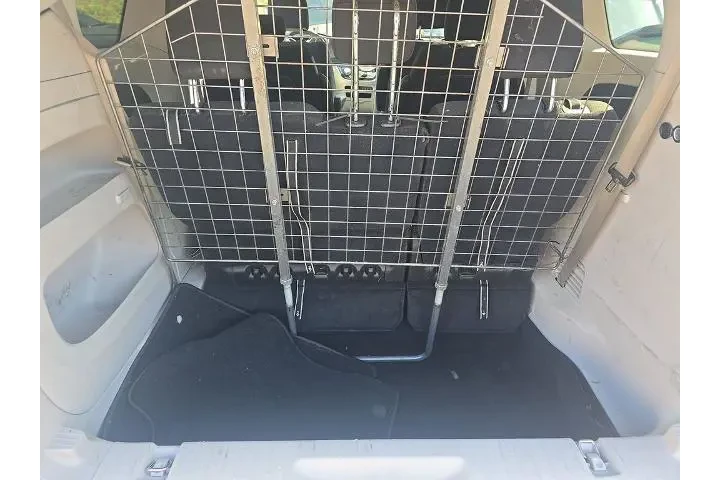 $17820 : Chrysler Voyager 2023 LX 4dr image 6