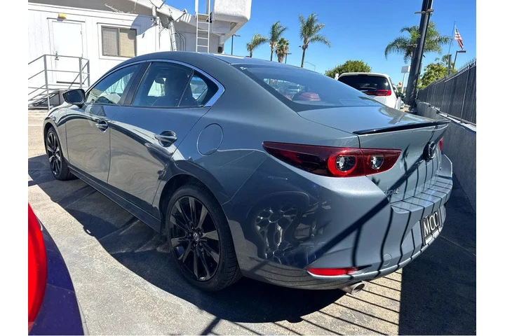 $18777 : 2022 3 Sedan Carbon Edition image 4