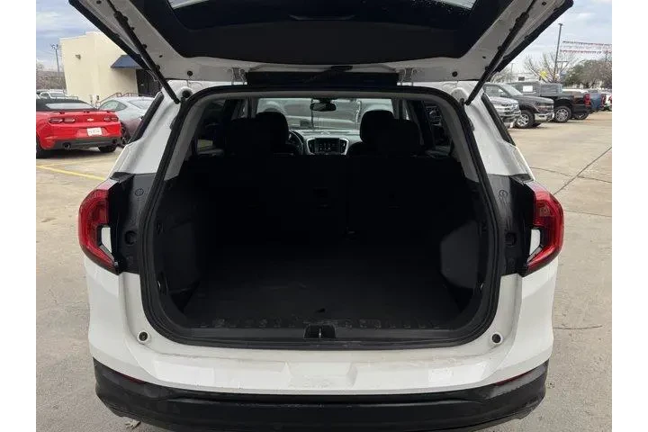 $19713 : GMC Terrain 2024 SLE 4dr SUV image 9