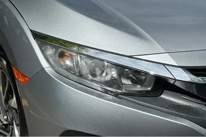 $16995 : Honda Civic 2016 EX 4dr Seda image 8
