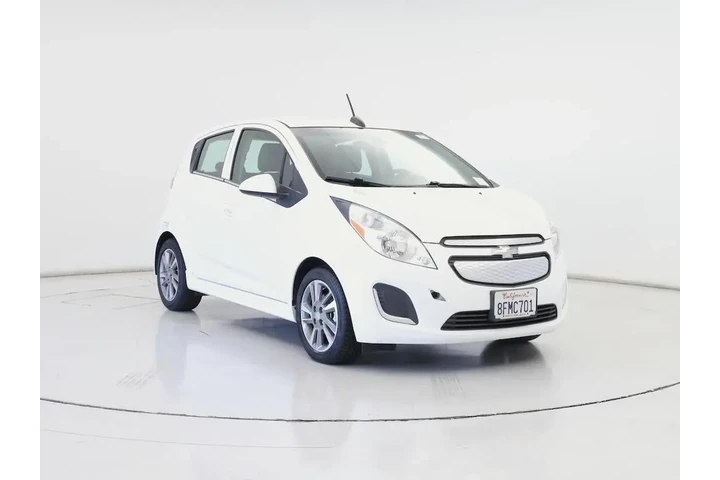 $8998 : Chevrolet Spark EV 2015 2LT image 1