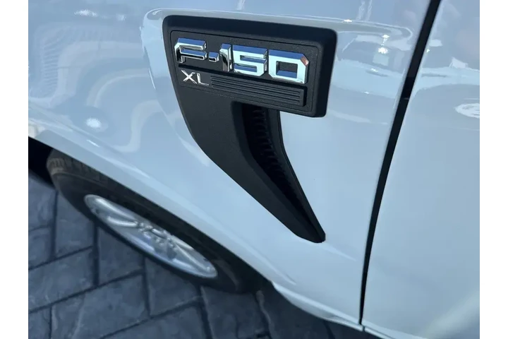 $39990 : Ford F-150 2024 4x2 XL 2dr R image 5