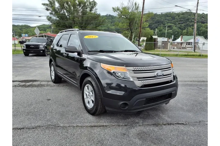 $15990 : Ford Explorer 2013 AWD Base image 6