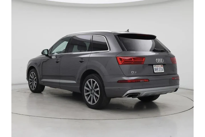 $24998 : Audi Q7 2019 AWD quattro SE image 2