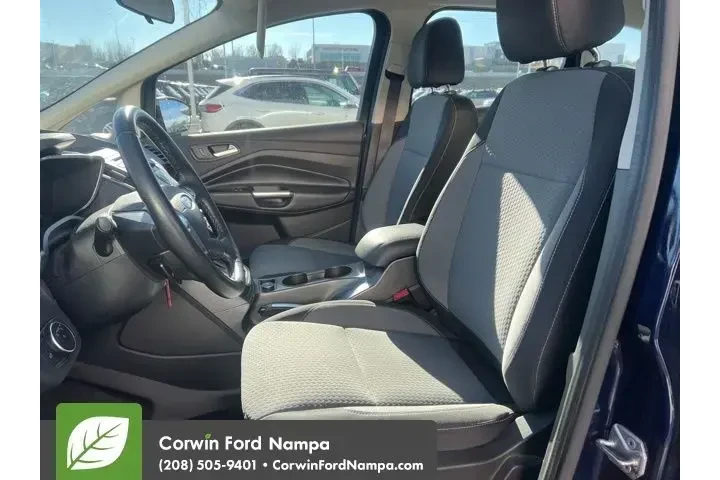 $12289 : Ford C-MAX Hybrid 2017 SE 4d image 9