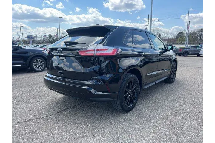 $29975 : Ford Edge 2023 AWD SEL 4dr C image 4