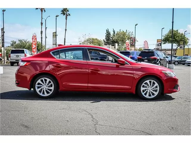 2017 Acura ILX Sedan image 2