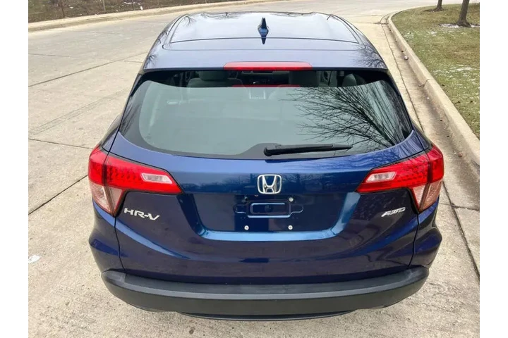 $9997 : 2016 HR-V LX image 6