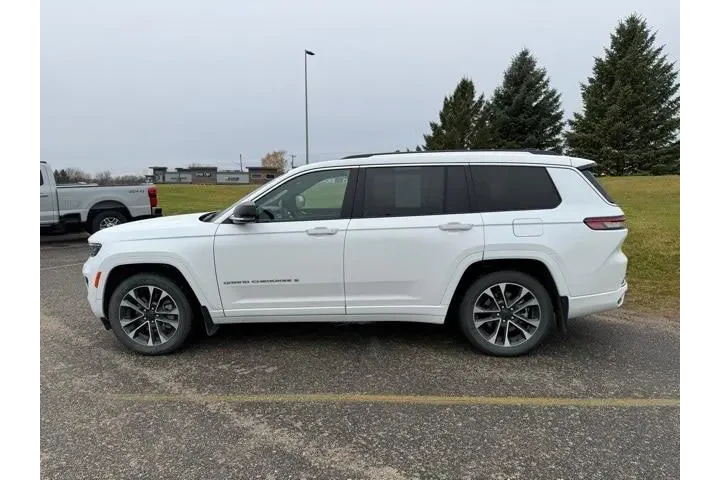 $37595 : Jeep Grand Cherokee L 2023 4 image 9