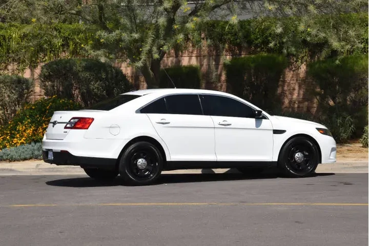$13750 : 2015 Taurus Police Interceptor image 10