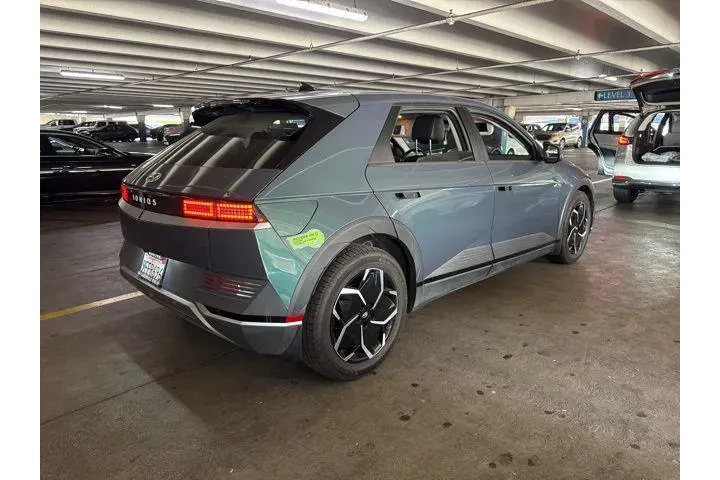 $23995 : Hyundai IONIQ 5 2023 SEL 4dr image 3