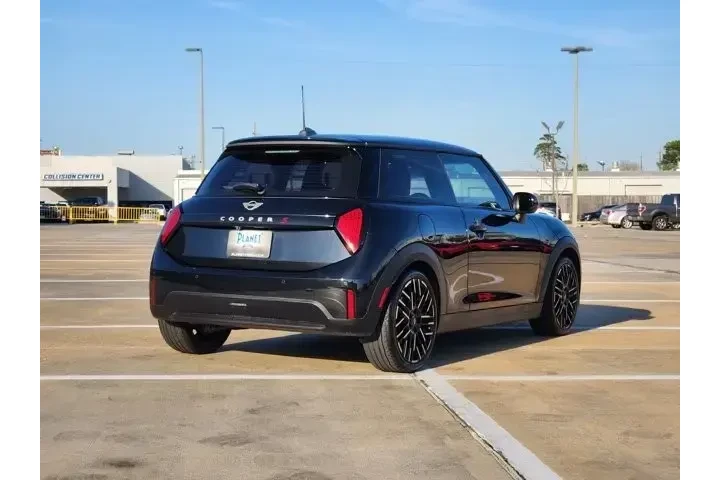 $32995 : MINI Hardtop 2 Door 2025 Coo image 5