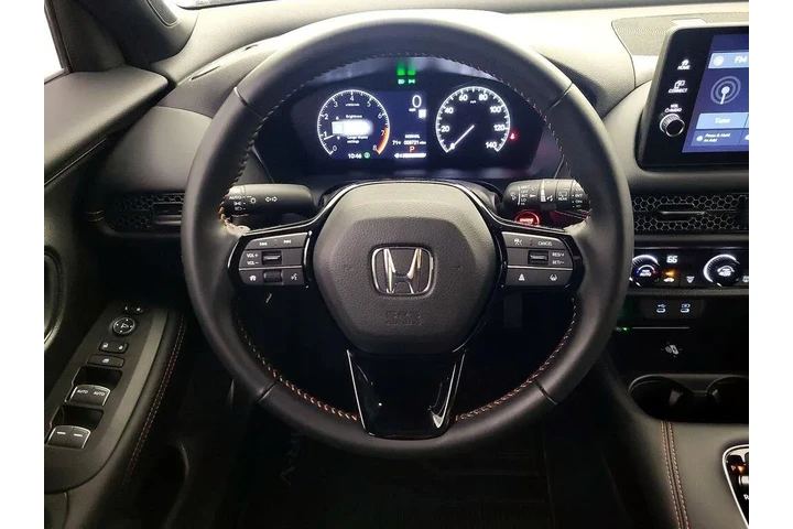$28998 : Honda HR-V 2026 AWD Sport 4d image 10