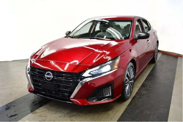 $21994 : Nissan Altima 2025 2.5 SV 4d image 4