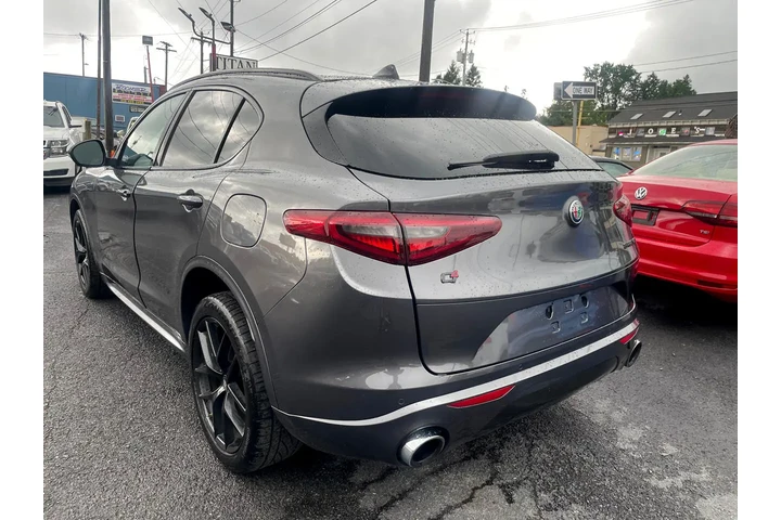 $20998 : 2021 Alfa Romeo Stelvio image 8