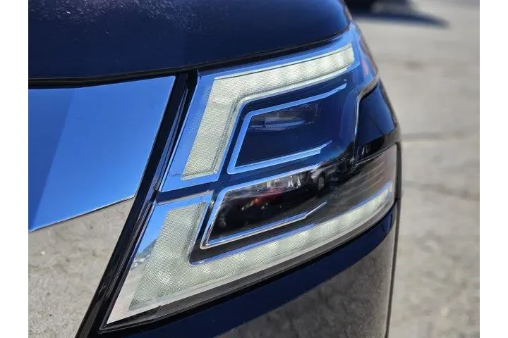 $34500 : Nissan Armada 2022 4x2 SL 4d image 10