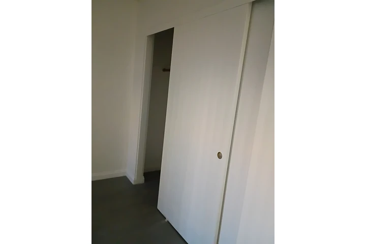 $1150 : Cuarto en renta  buen area image 1