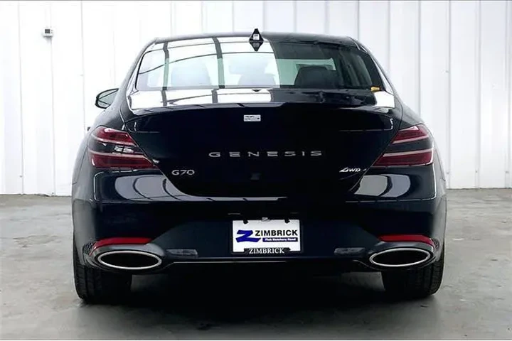 $36490 : Genesis G70 2025 AWD 2.5T St image 4