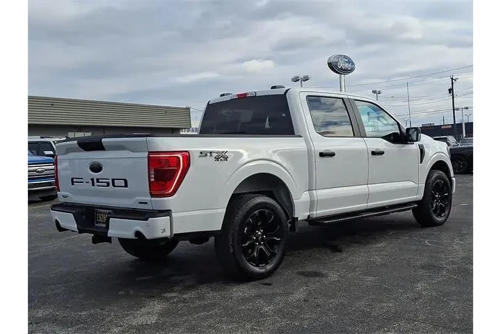 $36230 : Ford F-150 2023 4x4 XL 4dr S image 6