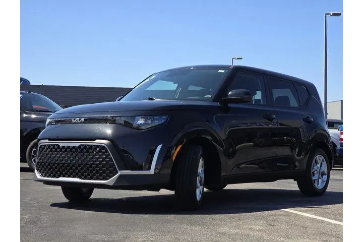 $18597 : Kia Soul 2024 S 4dr Crossove image 10