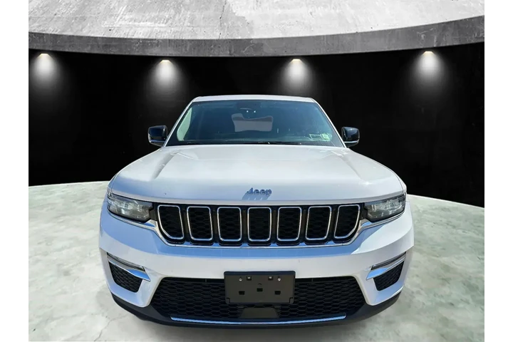 $25985 : Jeep Grand Cherokee 2023 4x4 image 7