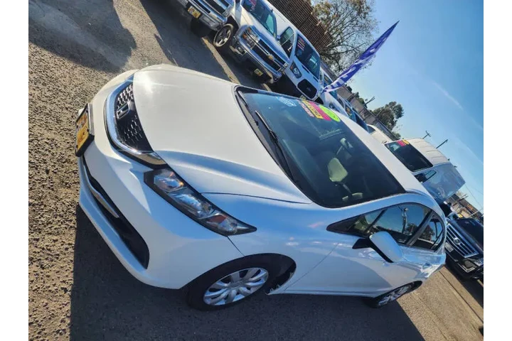 $8599 : 2015 Civic LX image 9