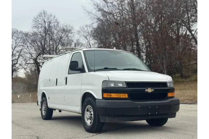 $9999 : 2019 Express 2500 image 1