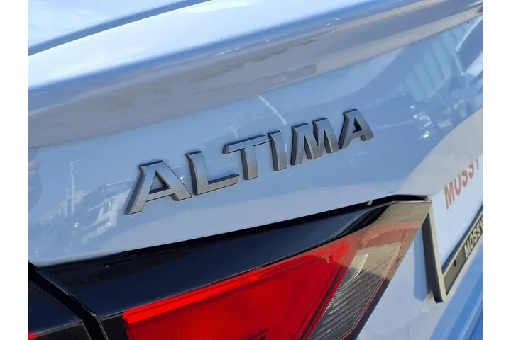 $21999 : Nissan Altima 2024 2.5 SR 4d image 10