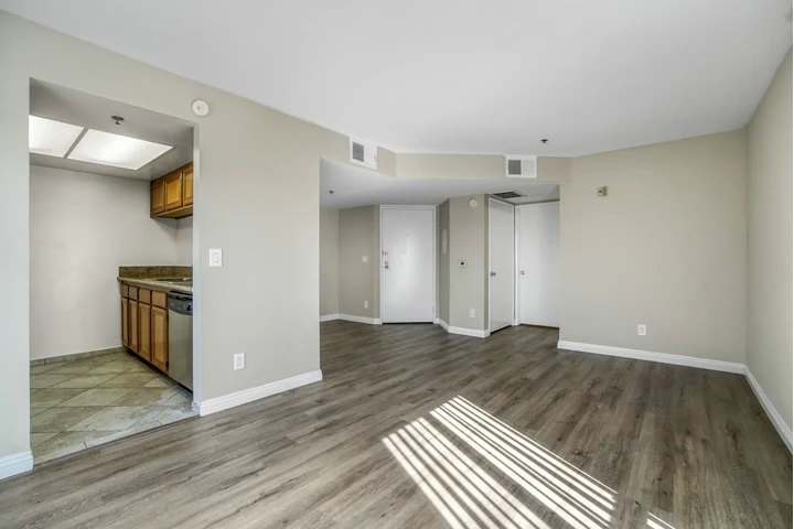 $1895 : Apt 1 Recamara/Parking Gratis image 5